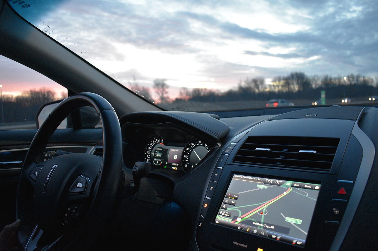 Správny výber GPS navigácie do vášho auta